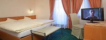 Hotel Hotel Ristorante Cassana 3*