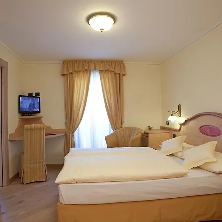 Hotel Ristorante Cassana